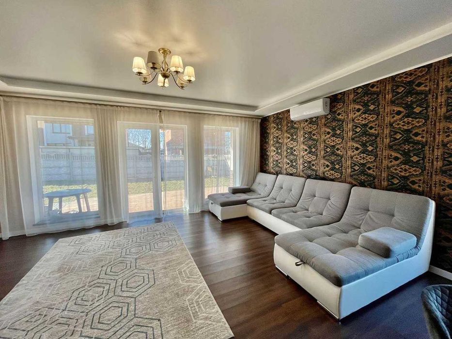 Одноповерховий будинок з ремонтом у новій котеджній забудові Бучі!