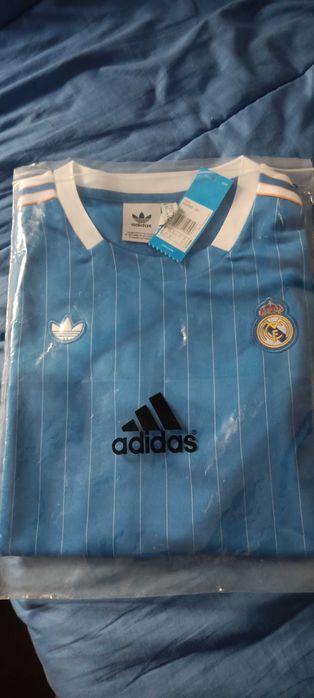 Camisola oficial Real Madrid nova