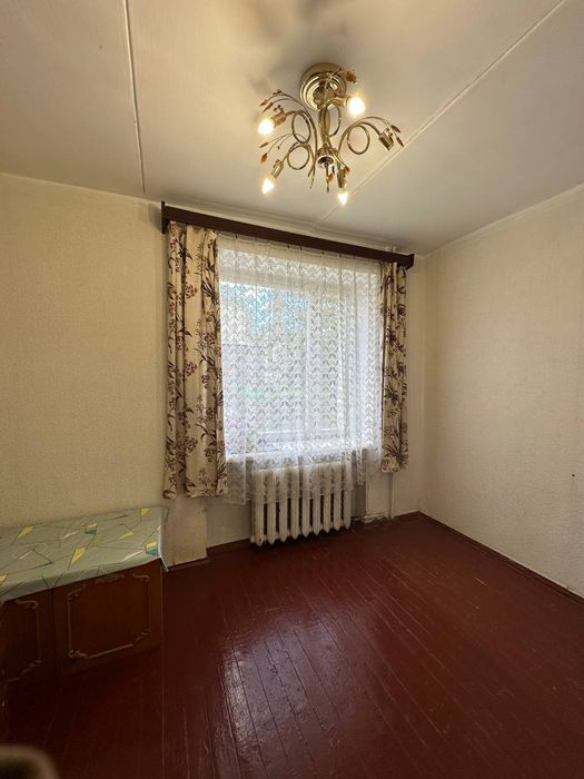 Оренда 3-кімнатної квартири в центрі міста.