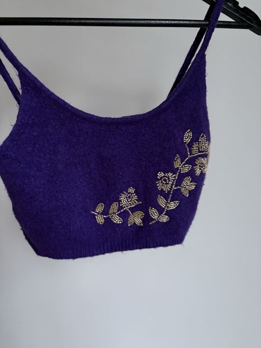 fioletowy zdobiony crop top zara