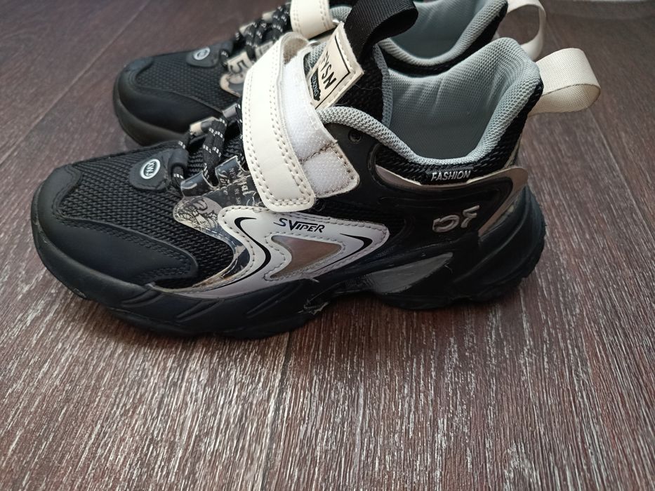 Продам дитячі кросівки хлопчик 35 розмір