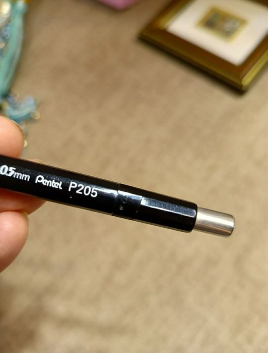Без зачіпки, олівець механічний, pentel карандаш