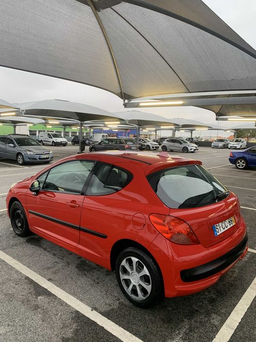 Peugeot 207 1.4 HDi Diesel – 318998 km – Económico
