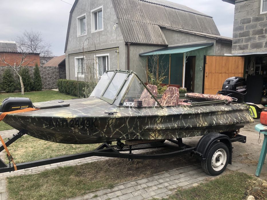 Човень ОБЬ 1 з двигуном Mercury F30ELPT та лафетом