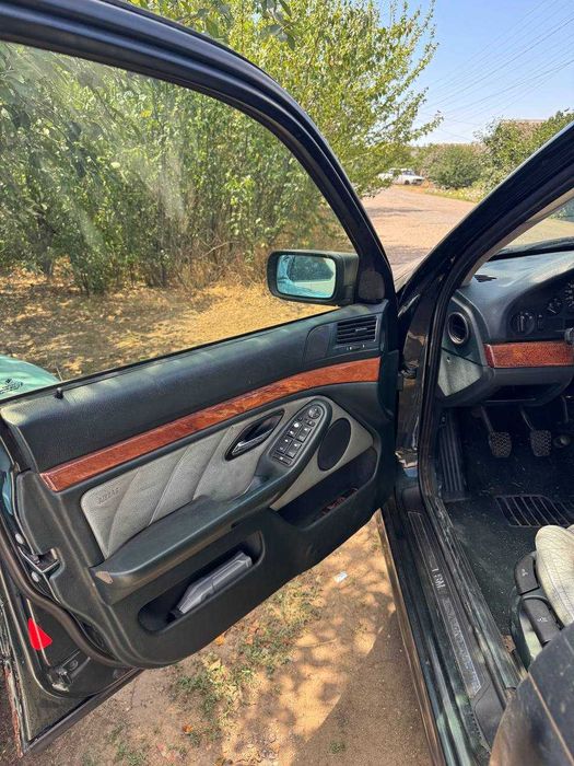 Разборка БМВ Е39