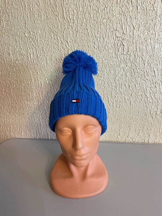 Czapka z pomponem chabrowa Tommy Hilfiger