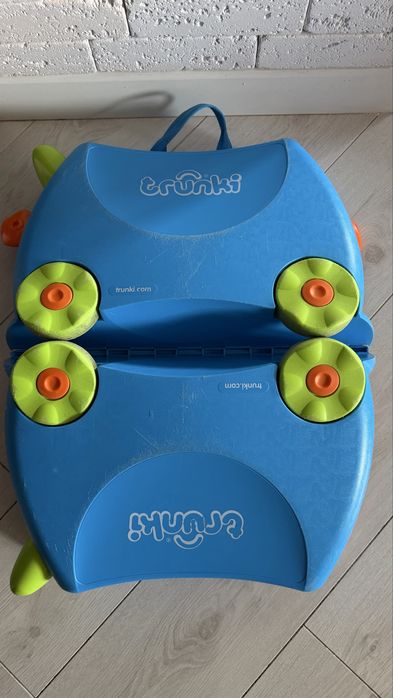 Дитяча валізка на колесах Trunki