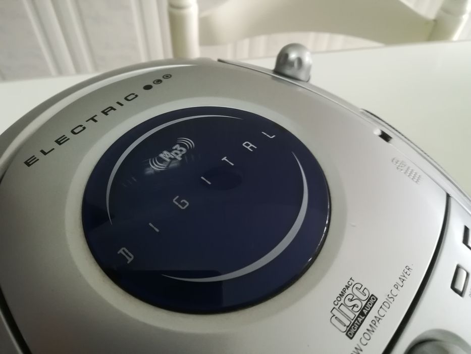 Vendo aparelho de música.