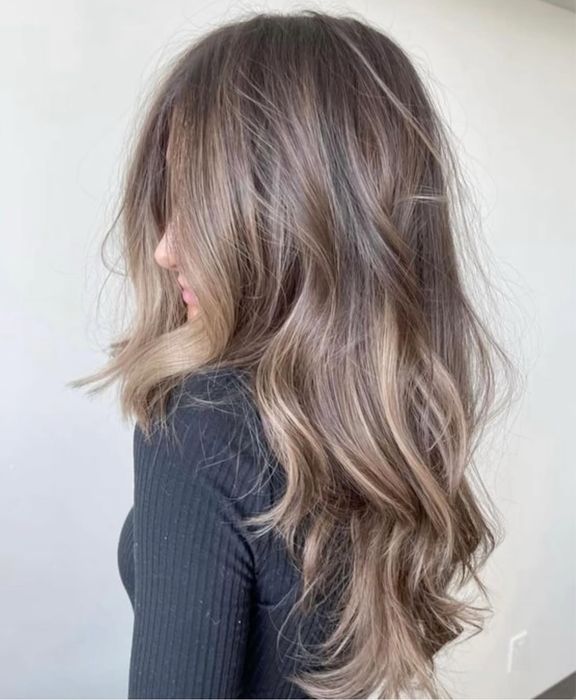 Услуги парикмахера  50% скидка на любое окрашивание.