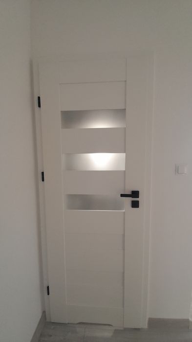 Drzwi wewnętrzne + futryna