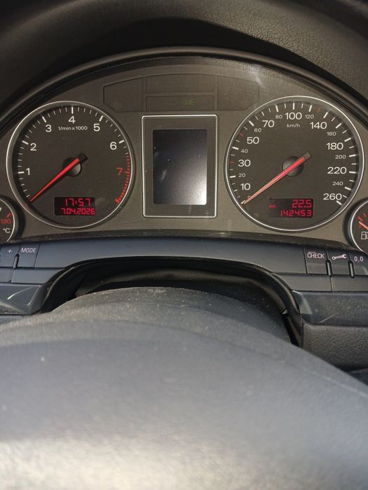 Автомобиль Audi a4 b6