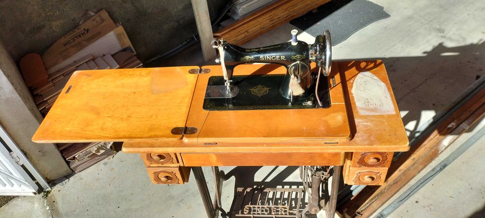 Máquina de costura Singer