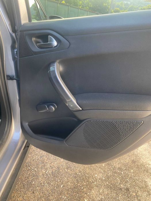 Peugeot 2008 PureTech 110 Allure