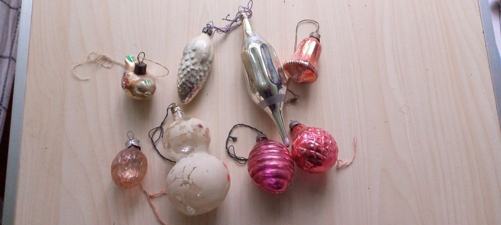 Іграшки новорічні