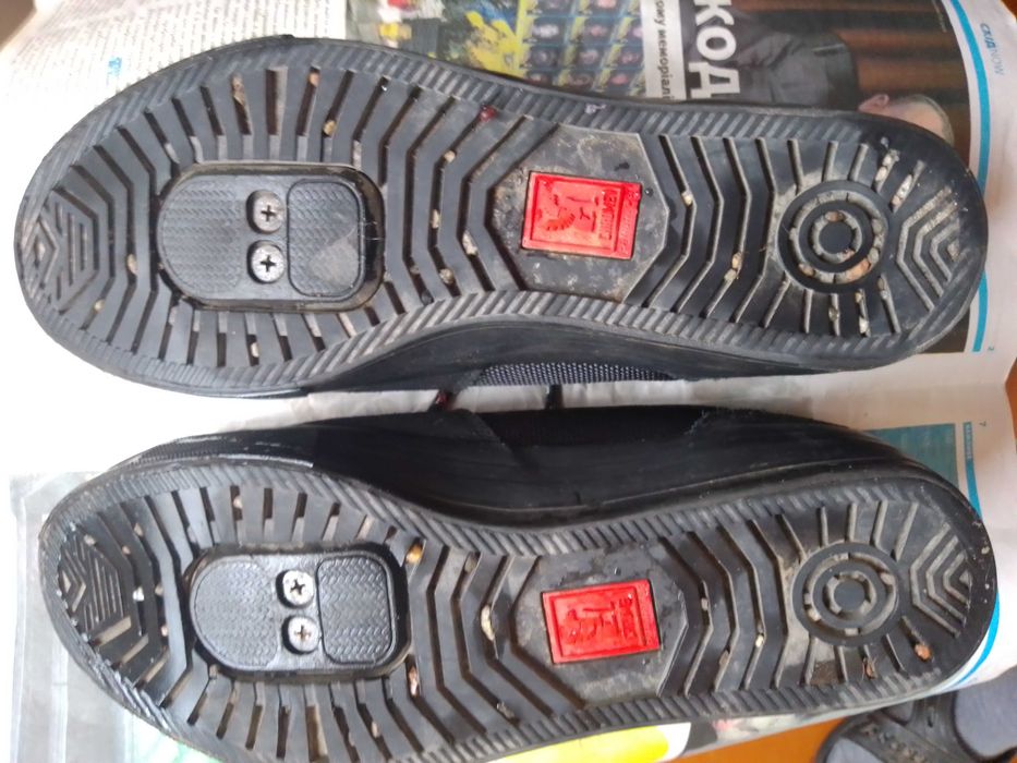 Продам полуботинки