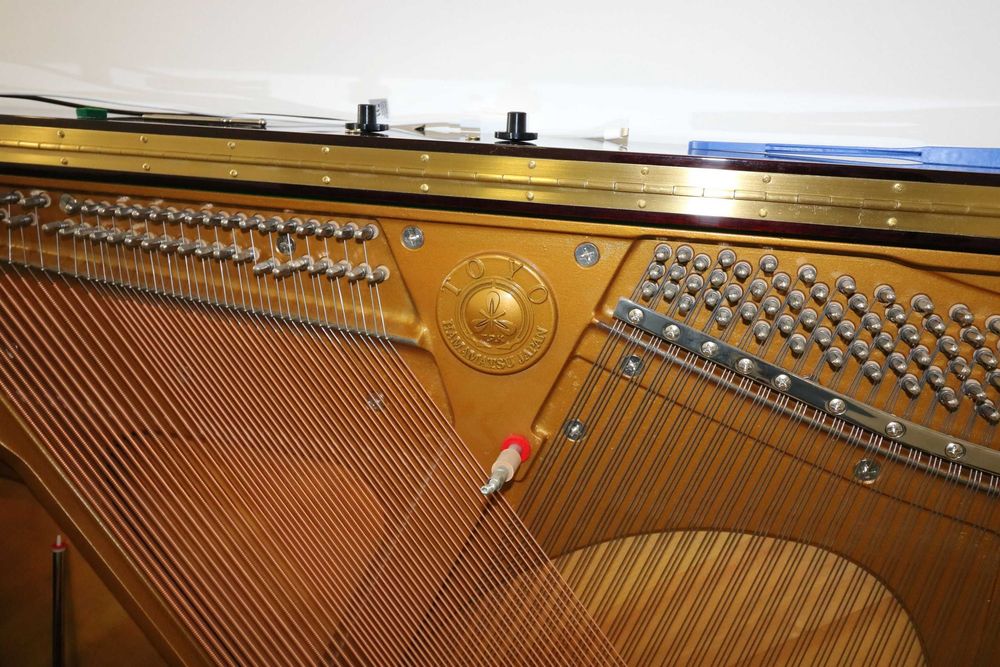 TOYO RU-121M Made in Japan | Piano Usado Revisto Tecla a Tecla + Banco