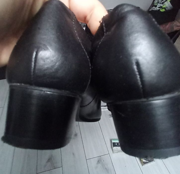 Buty skórzane...