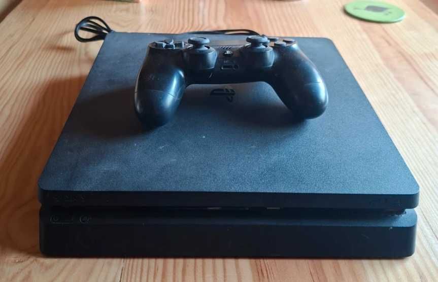 PS4 PlayStation 4 com comando e jogo Crash Bandicoot