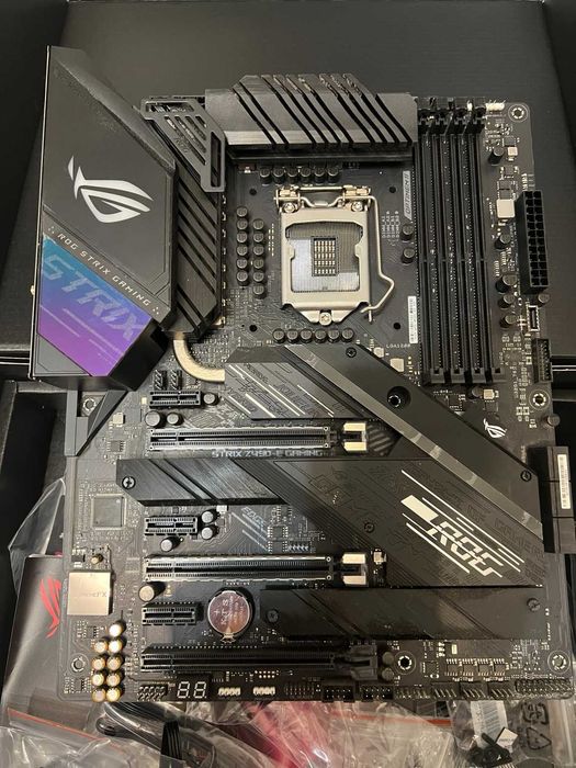 Asus ROG Strix Z490-E Gaming Motherboard