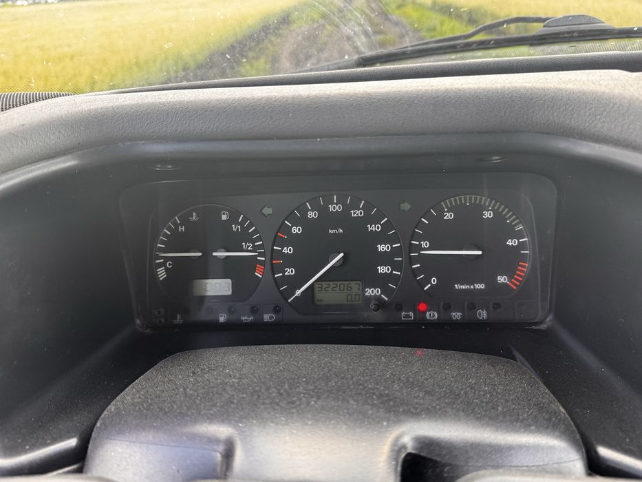 Продам машину  Volkswagen т4