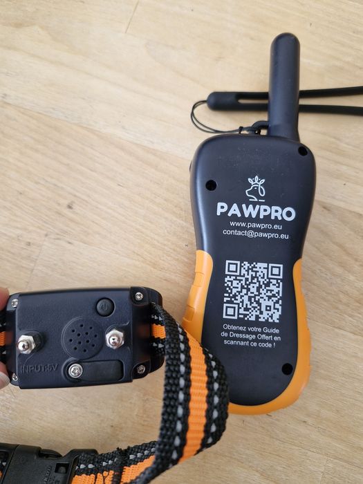 Coleira de Treino para Cão: sinal sonoro, vibração e electro-estimulac