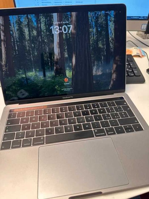 Apple MacBook Pro 13 2019, 256GB SSD 8GB Ram Bateria 100% praticamente nunca usado