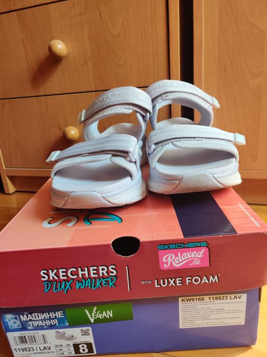 Жіночі босоніжки Skechers р. 38