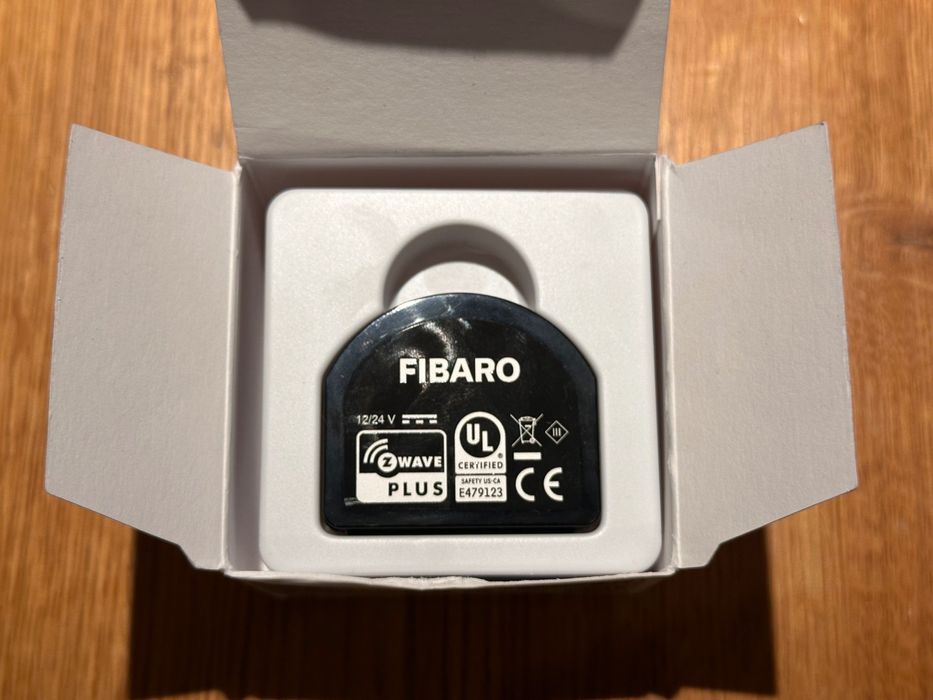 Fibaro RGBW Controller FGRGBW-442 v5.0 Sterownik Z-Wave Home Assistant