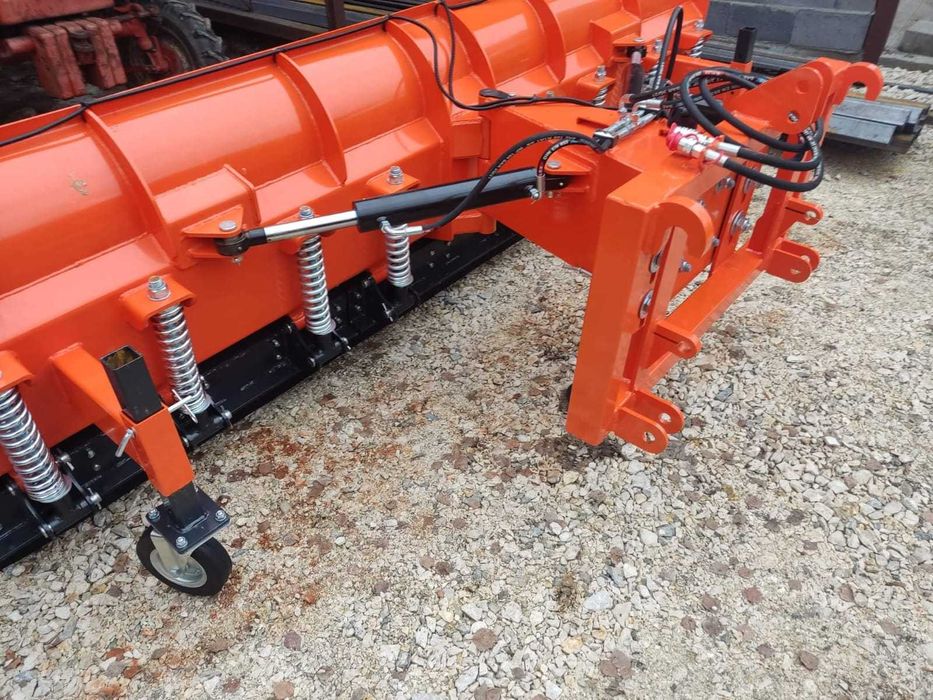 Nowy pług do śniegu METALTECHNIK komunalny prosty Dostawa