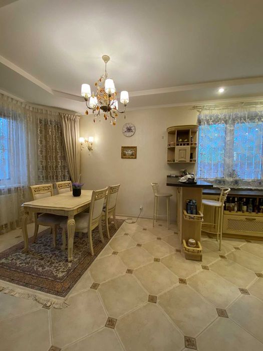 Продається будинок в центрі Білої Церкви !