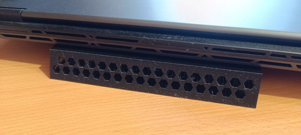 Продам підставку для ноутбука ASUS TUF / ROG (16–18")