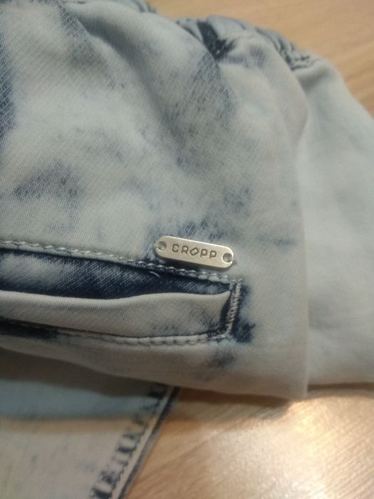 Cropp Cienkie jeansy ze ściągaczami