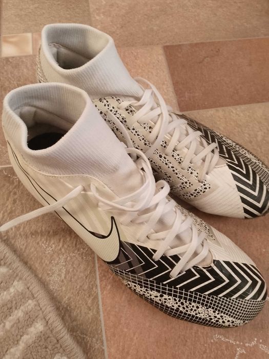 Буци найк оригінал