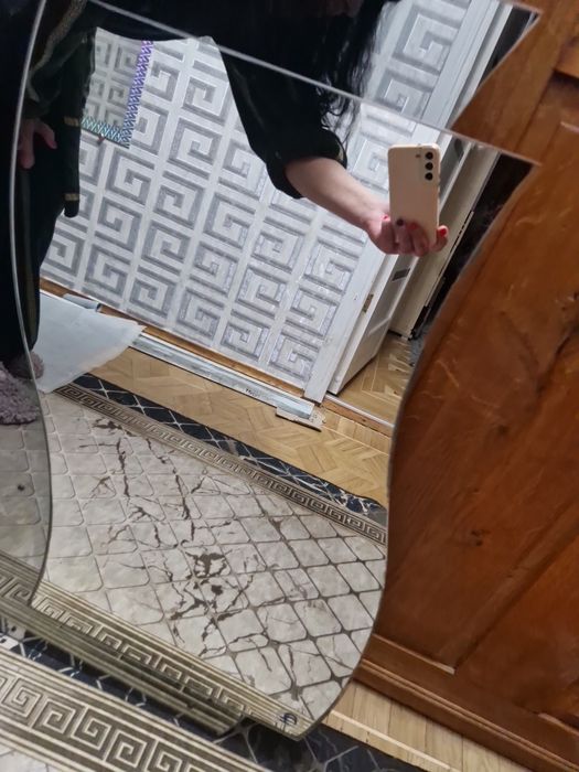 Продам зеркало в ванную комнату 54×80