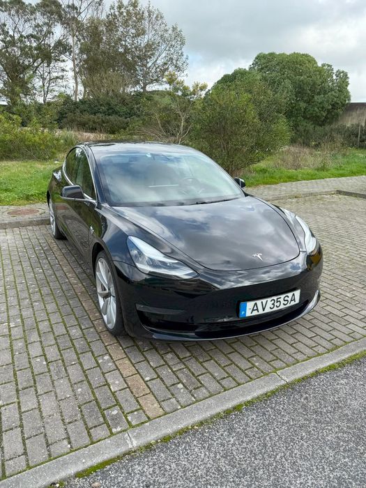 Tesla Model 3 Long Range AWD Dual Motor Performance