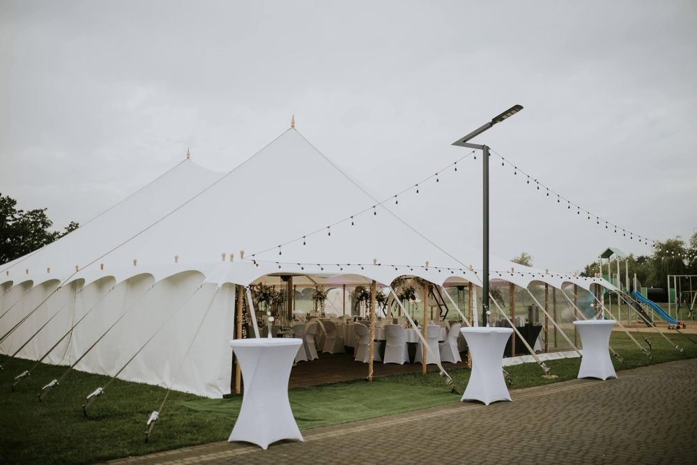 Wynajem namiotów cateringowych/eventowych. Wynajem podłóg/podestów.