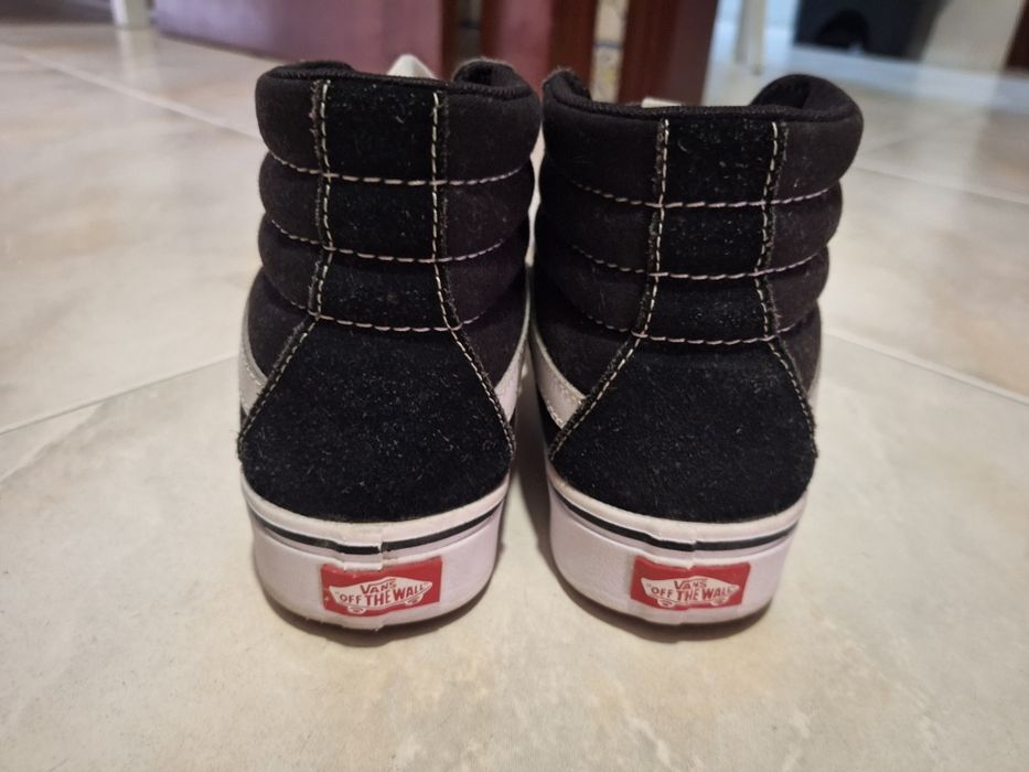 Ténis Vans comfycush 
Originais 
Tamanho 39
Bom estado