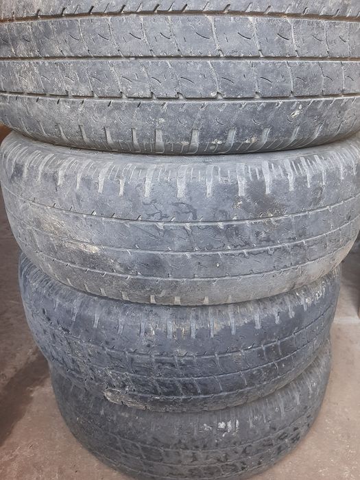 Продам шини на бус 195/60/16 с