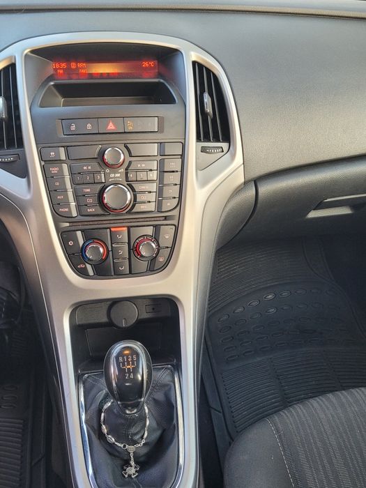 Opel astra j 1.3 cdti