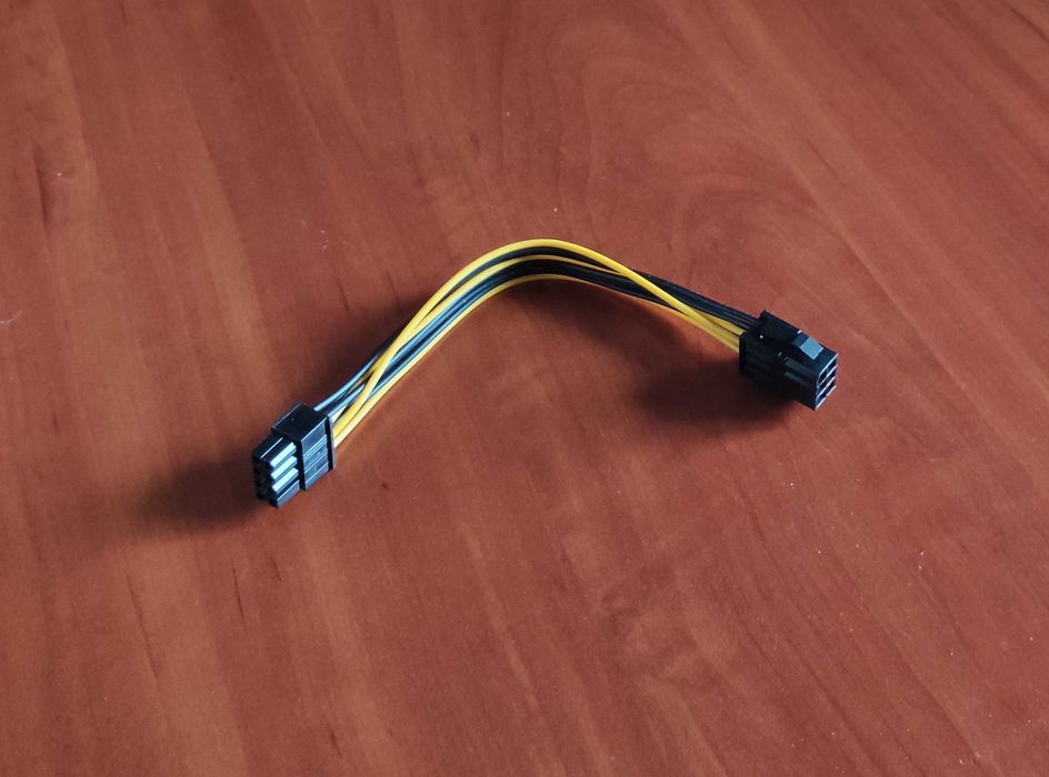 переходник с 6Pin на 8Pin (PCI-E GPU) для дополнит. питания видеокарты