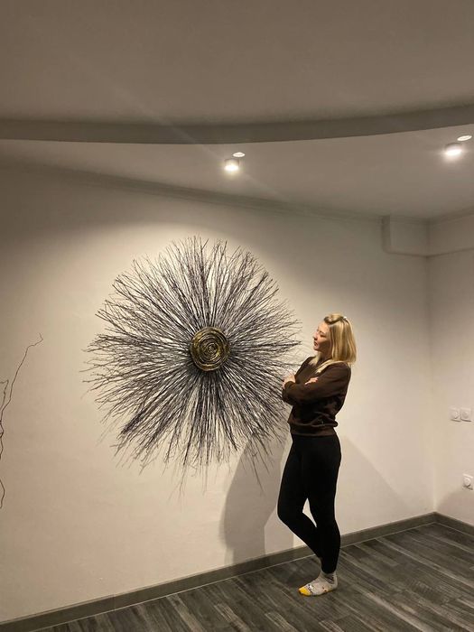 Декор на стіну з  дерева та бетону