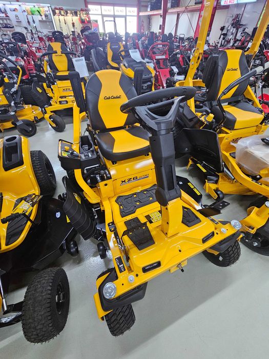 traktor kosiarka zero skręt zero turn cub cadet xz6 s117 kawasaki