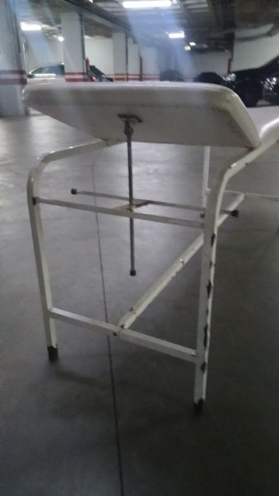 Marquesa com Encosto Regulável