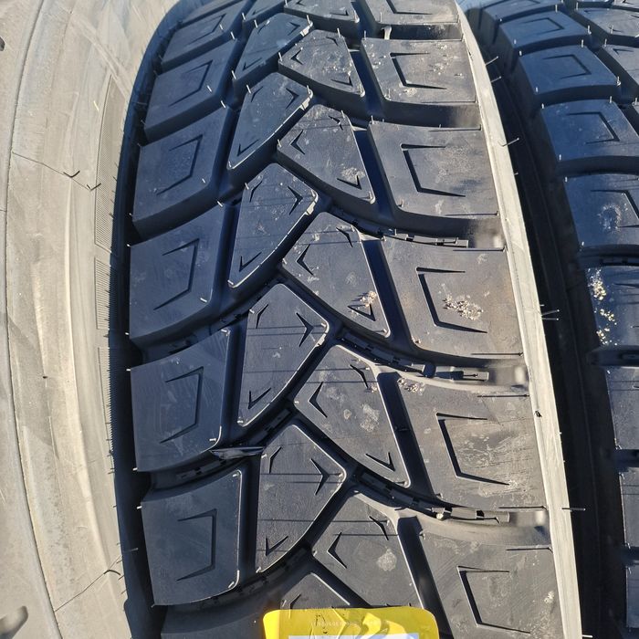 Opona napędowa 315/80 R22.5 APLUS Agate budowlane