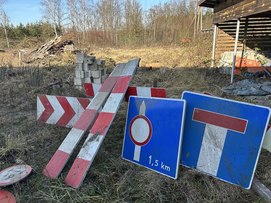 Znaki drogowe - używane