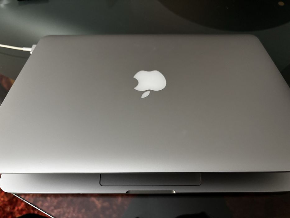 MacBook Pro 2015445715794467891201