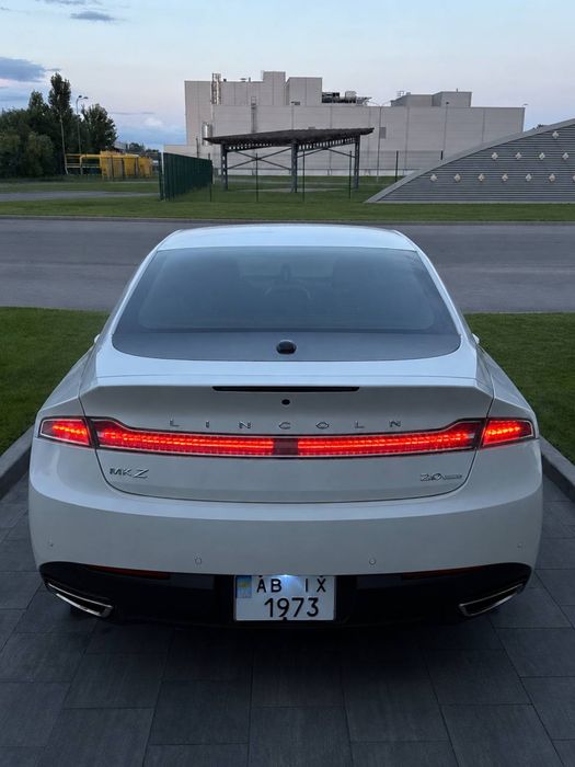 Lincoln MKZ 2013