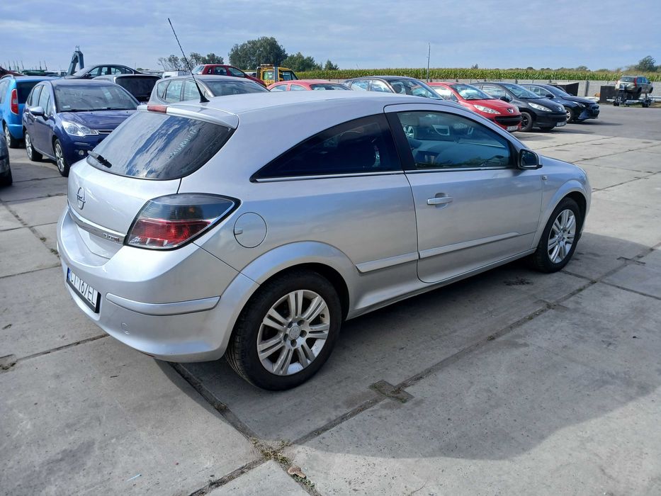 Opel Astra Gtc 1,7 diesel, 226 tyś/km