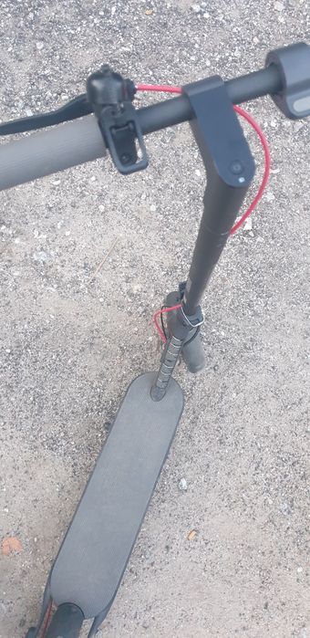 Vendo trotinete xiaomi bom estado.mais informações mp