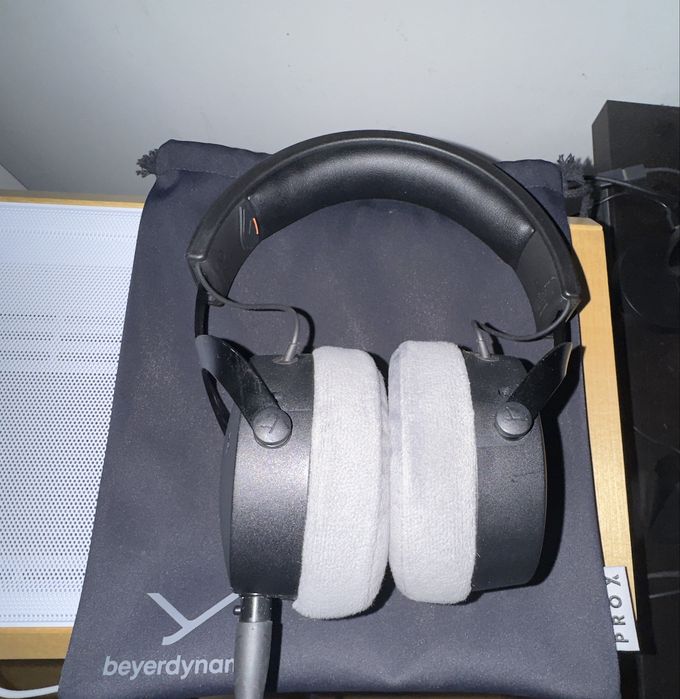 Beyerdynamic DT 700 Pro X (48 Ohms) em excelente estado de conservação e funcionamento 100% perfeito